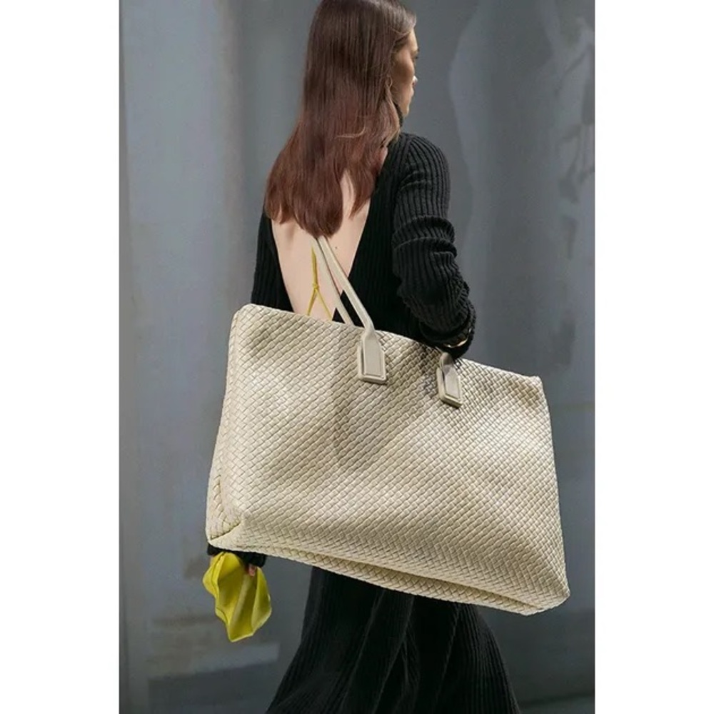 Bottega Veneta Tosca snap tote maxi